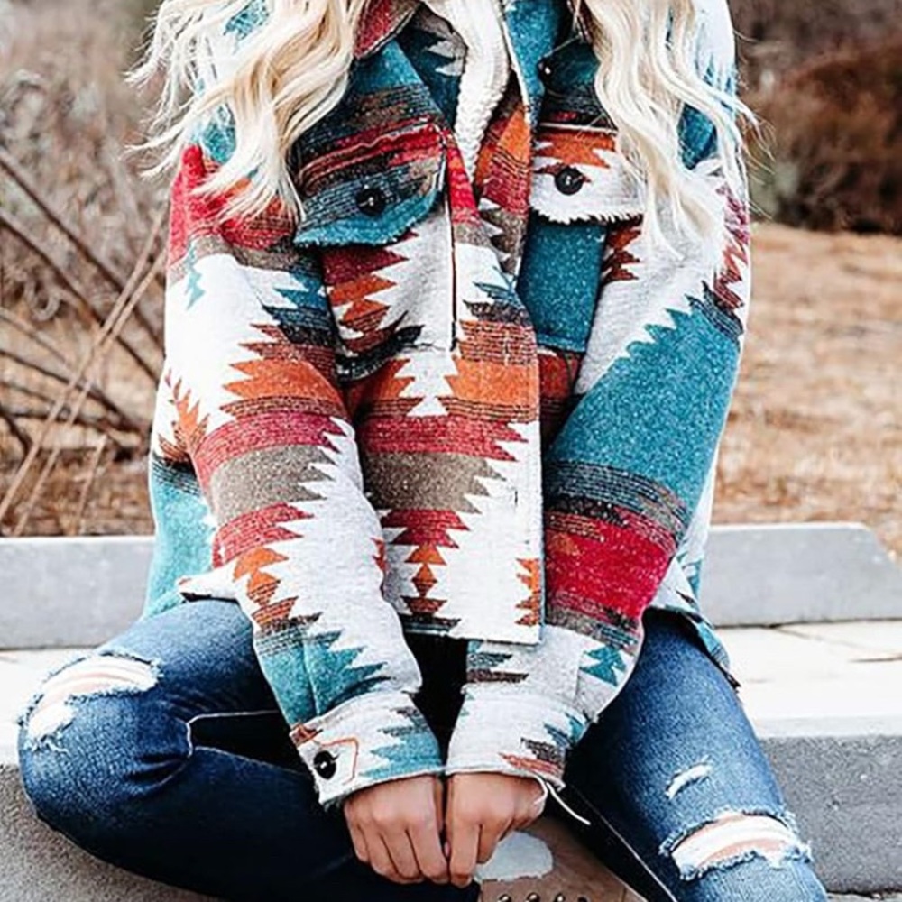 Southwest Aztec Patterned Jacket - Picture 6 of 6